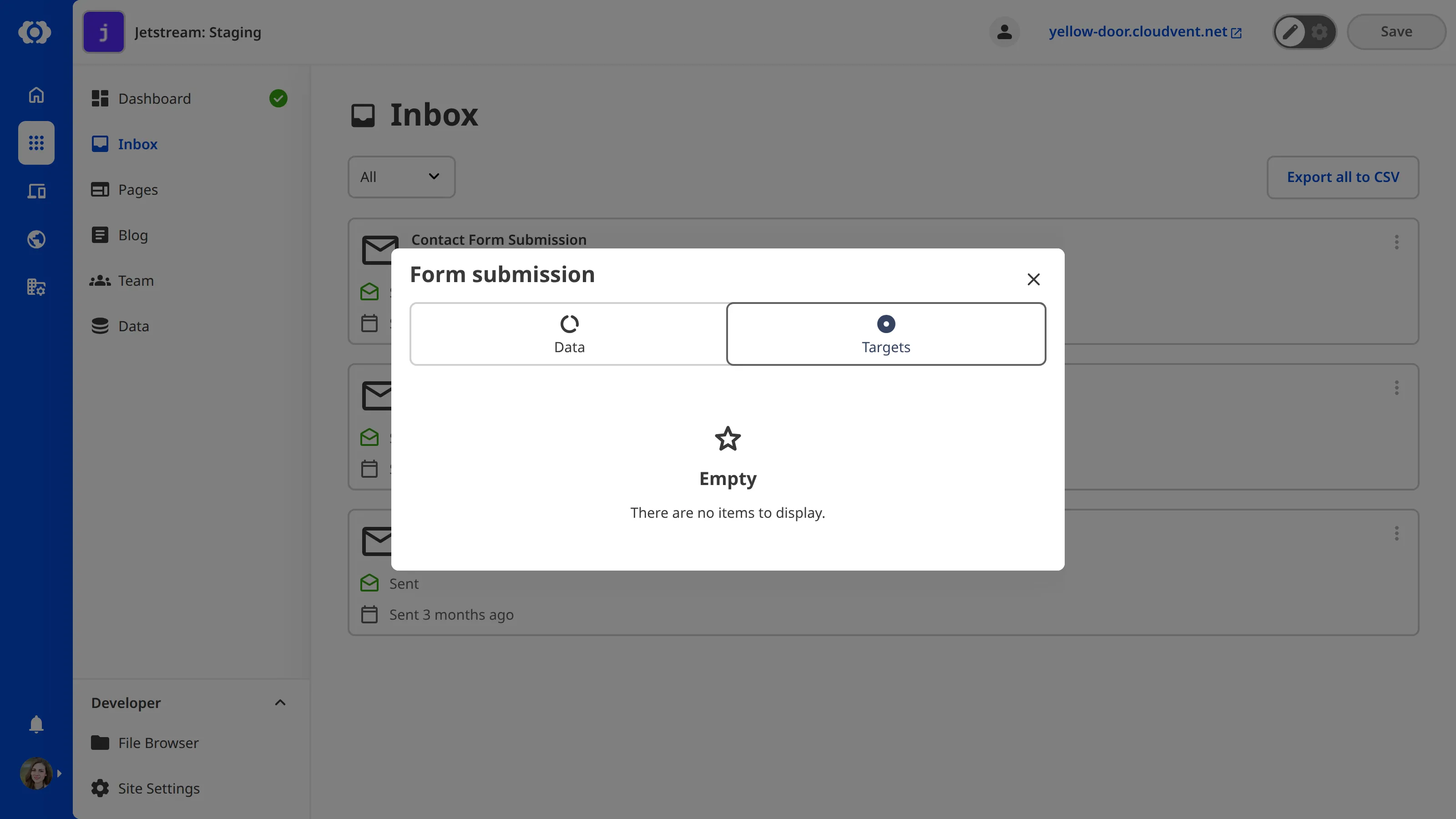A screenshot of the submission details modal shows the form data, including the sender, subject, and submitted fields.